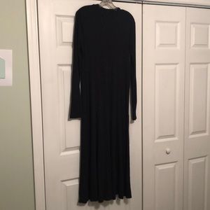 Long black knit dress, crew neck, long sleeved